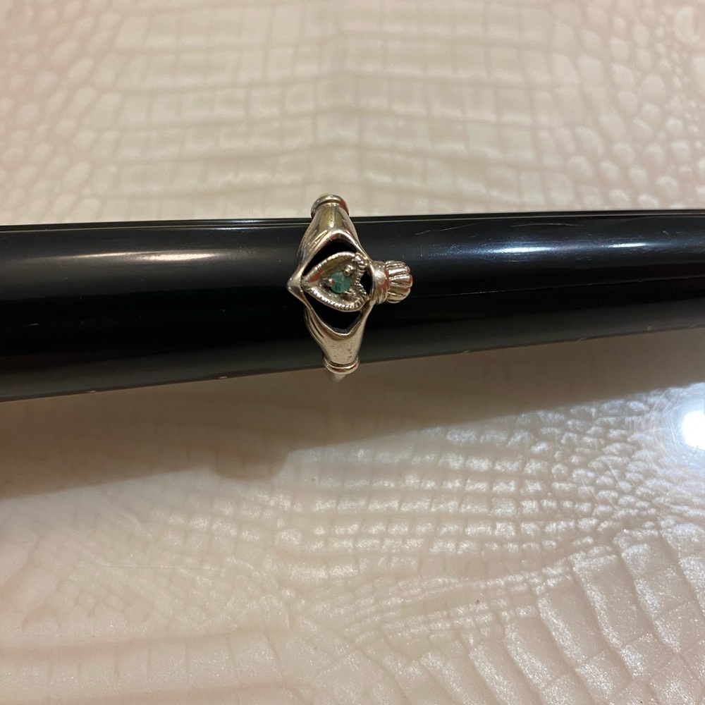 Silver ring - Picture 4 of 8